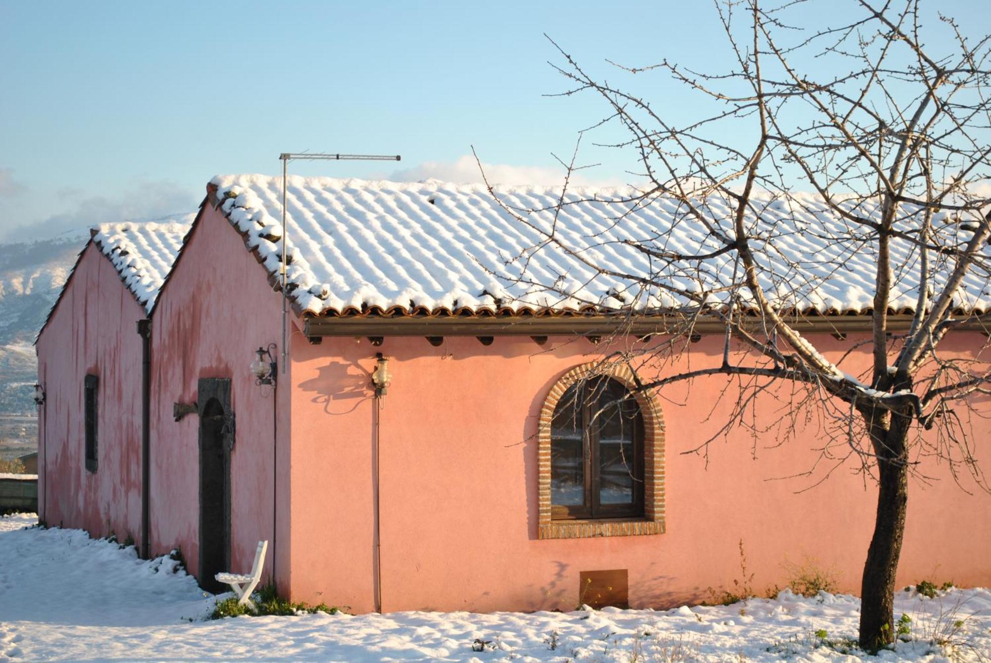 Agriturismo Borgo San Nicolao Villa Randazzo Habitación foto